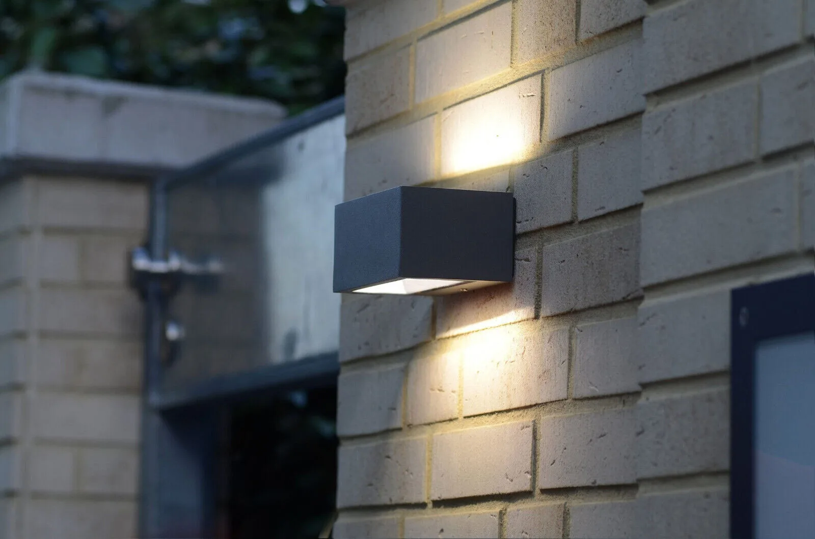 LUTEC Gemini LED Outdoor Wall Light 2x 4000K 10.5W IP54 Anthracite - New Boxed 2